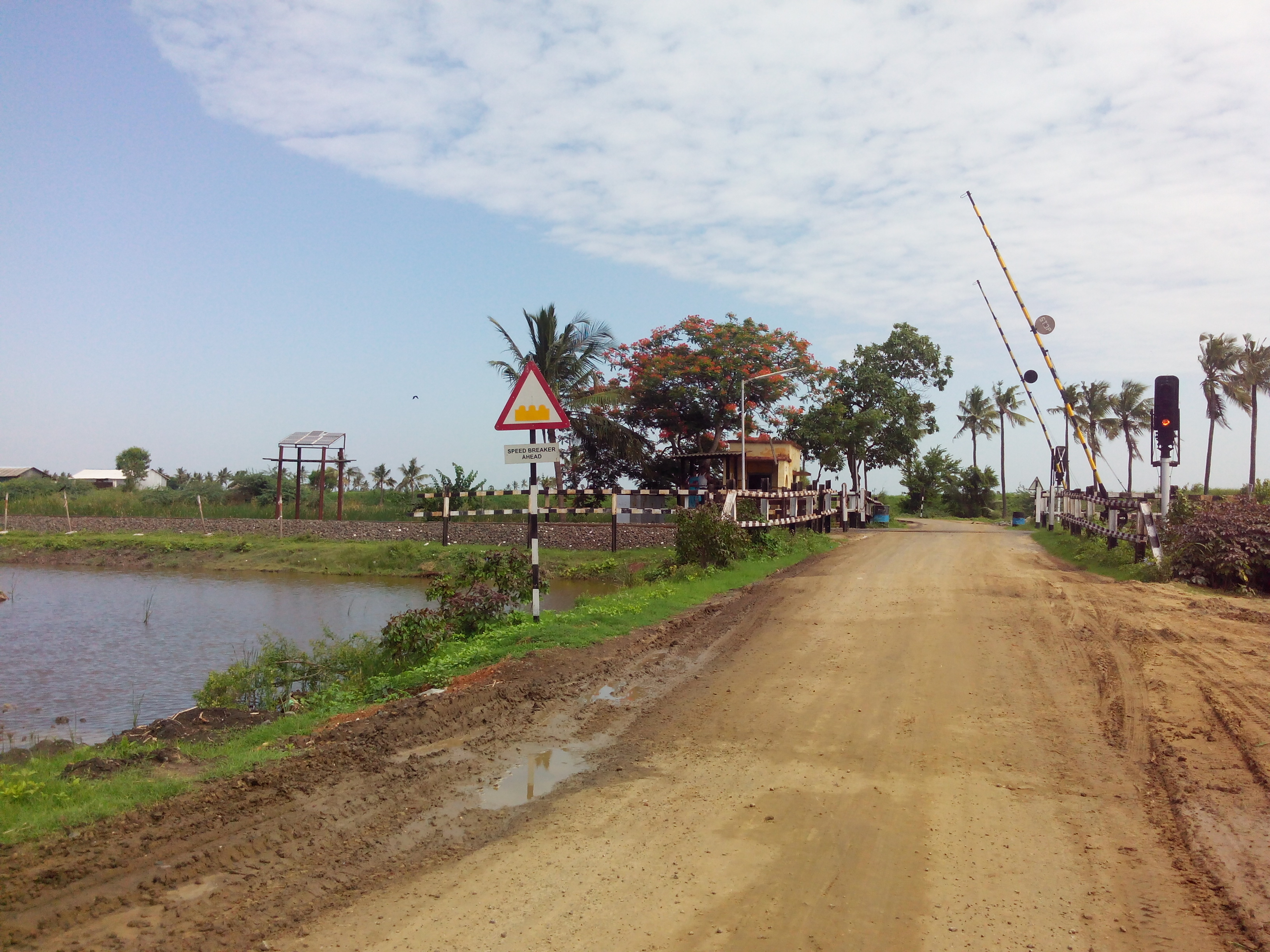 Putlacheruvu Railway Gate North from East Facing