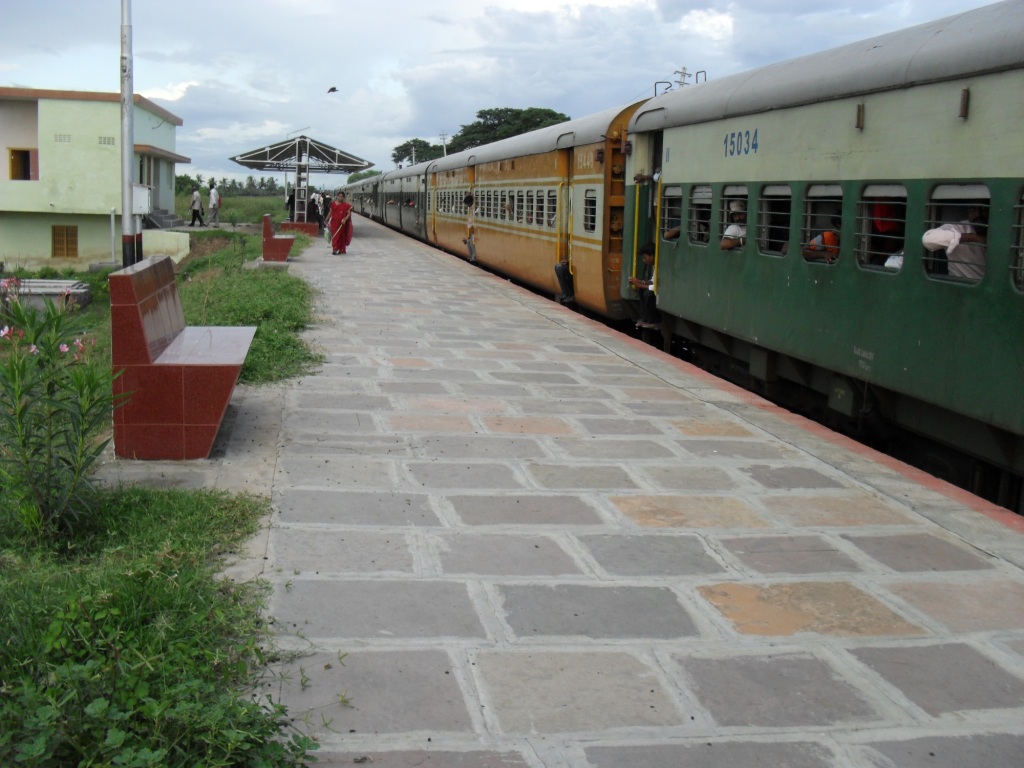 Putlacheruvu Railway Station Platform